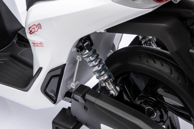 Motor elektryczny Honda SH125I dla dzieci - bialy, Ramiż