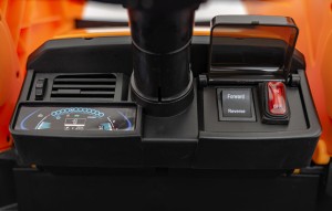 Pojazd koparka JCB na akumulator Ramiż – pilot 2.4